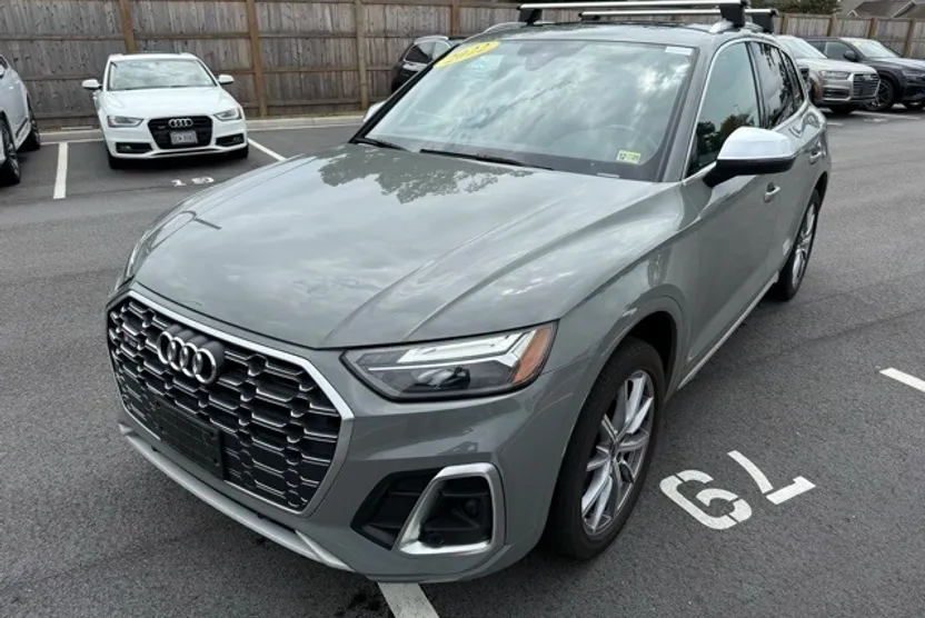 2022 Audi SQ5 Premium photo 1