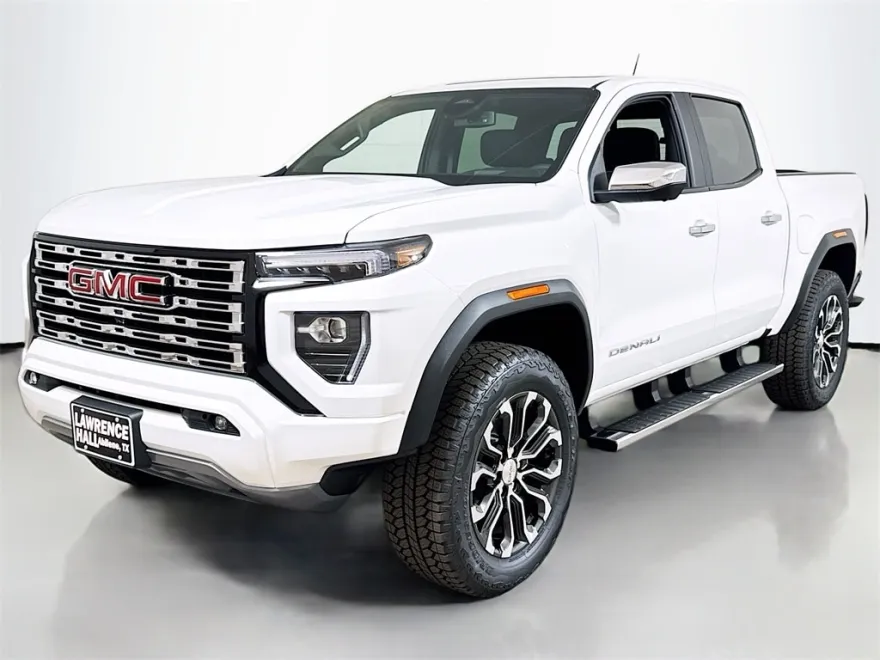 2026 Gmc Canyon Denali photo 1