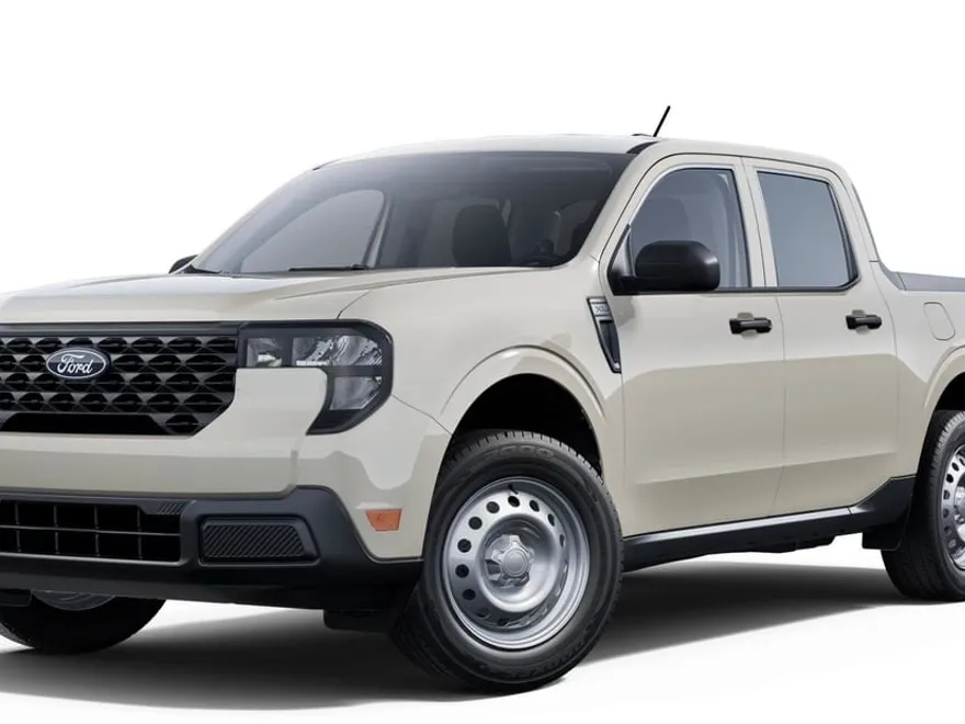 2025 Ford Maverick XL photo 1