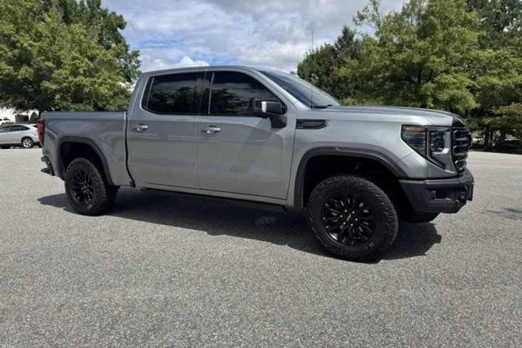 2023 Gmc Sierra 1500 AT4X photo 1