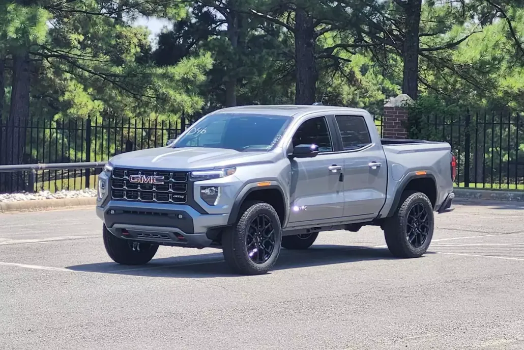 2026 Gmc Canyon AT4 photo 1