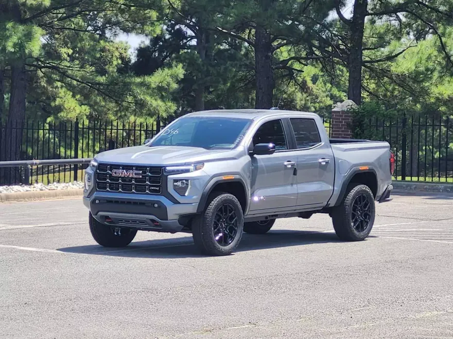 2026 Gmc Canyon AT4 photo 1