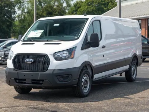 2024 Ford Transit photo 4
