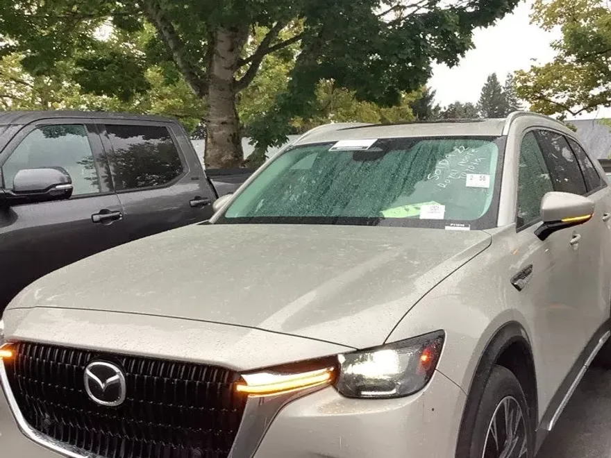 2024 Mazda CX-90 Premium photo 1