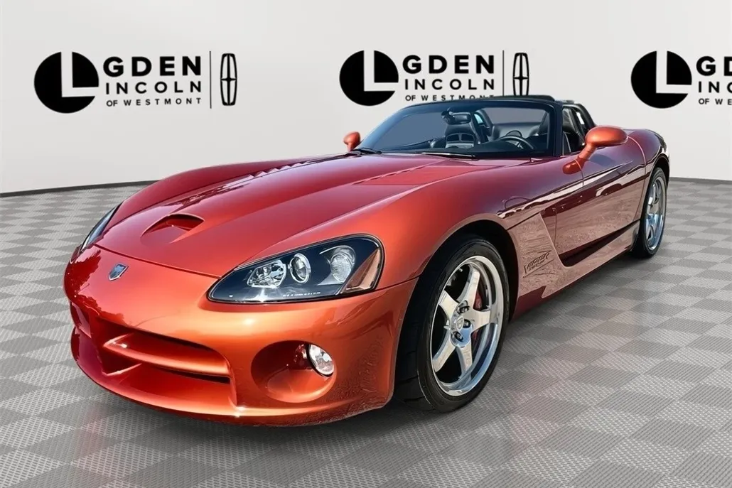 2005 Dodge Viper SRT10 photo 1