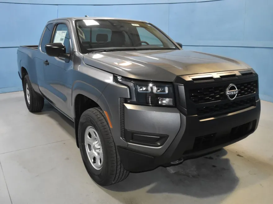 2026 Nissan Frontier S photo 1