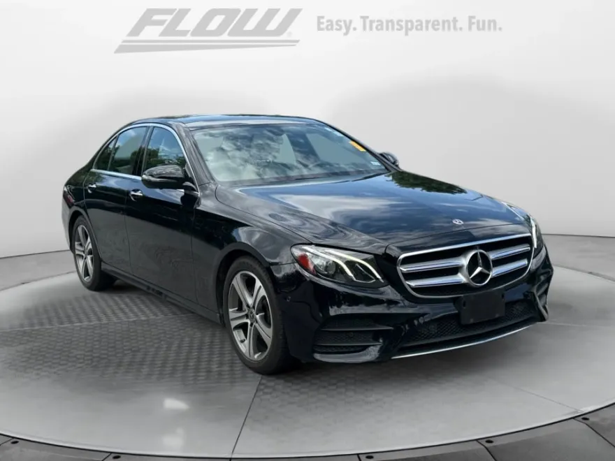 2019 Mercedes Benz E 300 photo 1