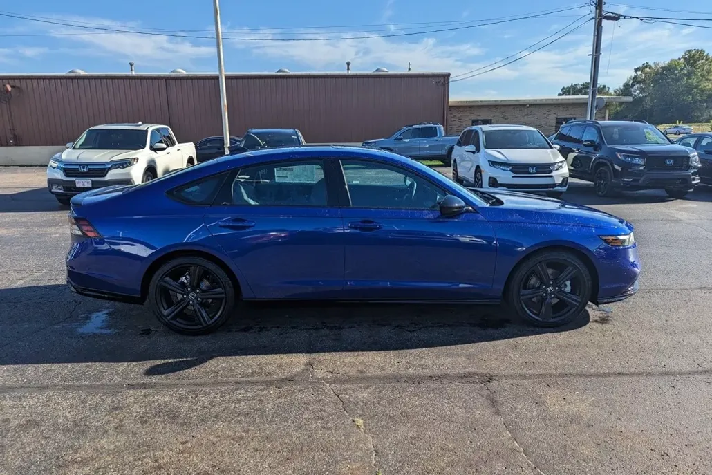 2025 Honda Accord Hybrid Sport-L photo 1
