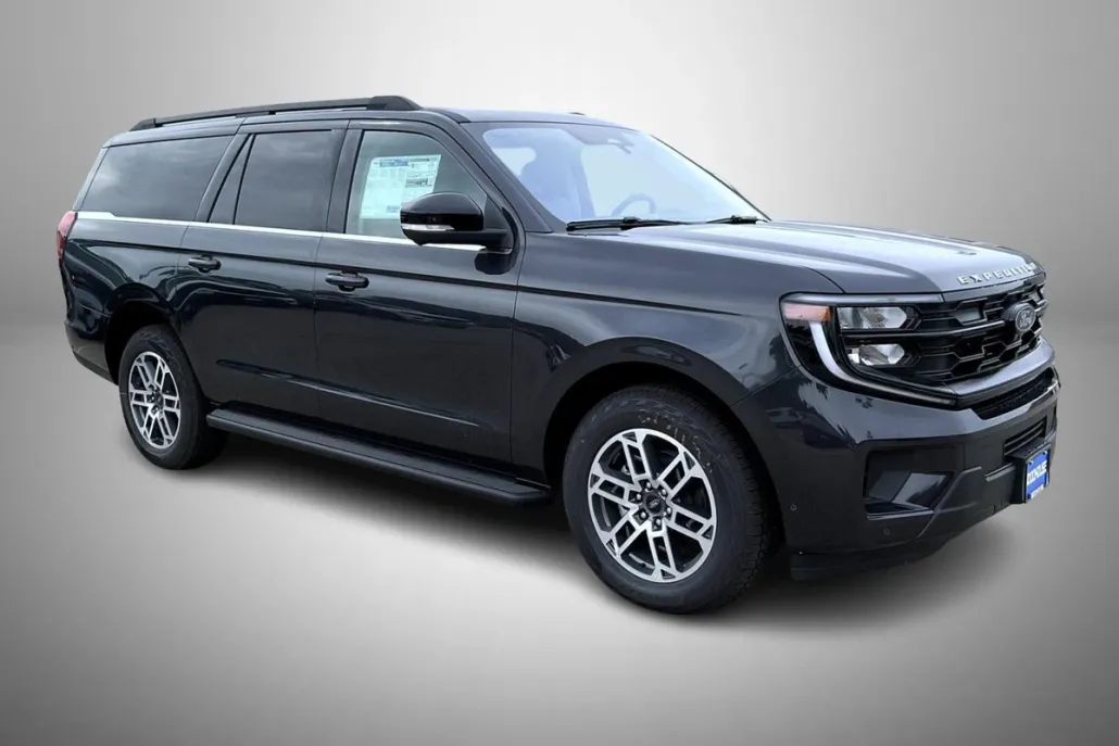 2025 Ford Expedition MAX photo 1