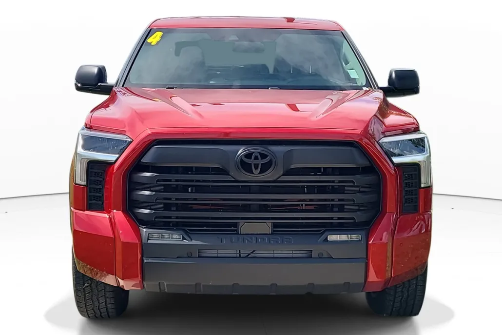 2024 Toyota Tundra SR5 photo 1