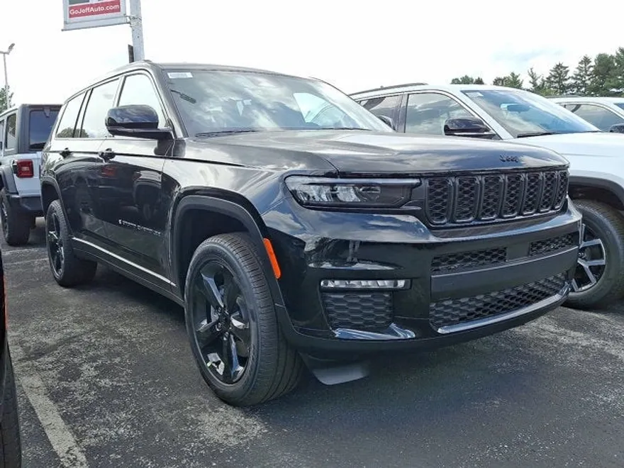 2025 Jeep Grand Cherokee Limited photo 1