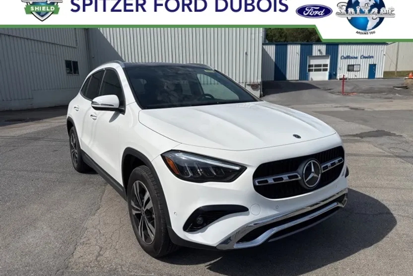 2025 Mercedes Benz GLA 250 4MATIC photo 1
