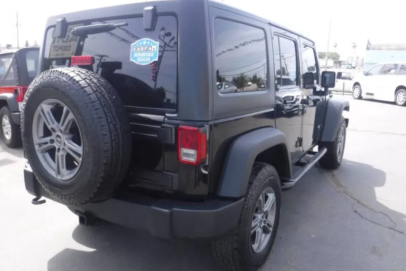2014 Jeep Wrangler Unlimited Sport photo 1
