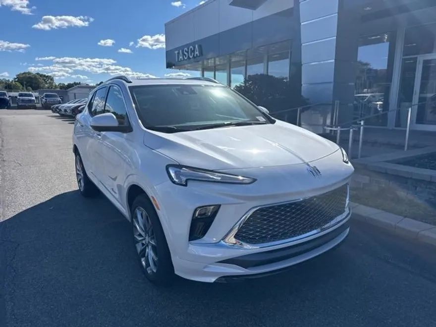 2026 Buick Encore GX Avenir photo 1