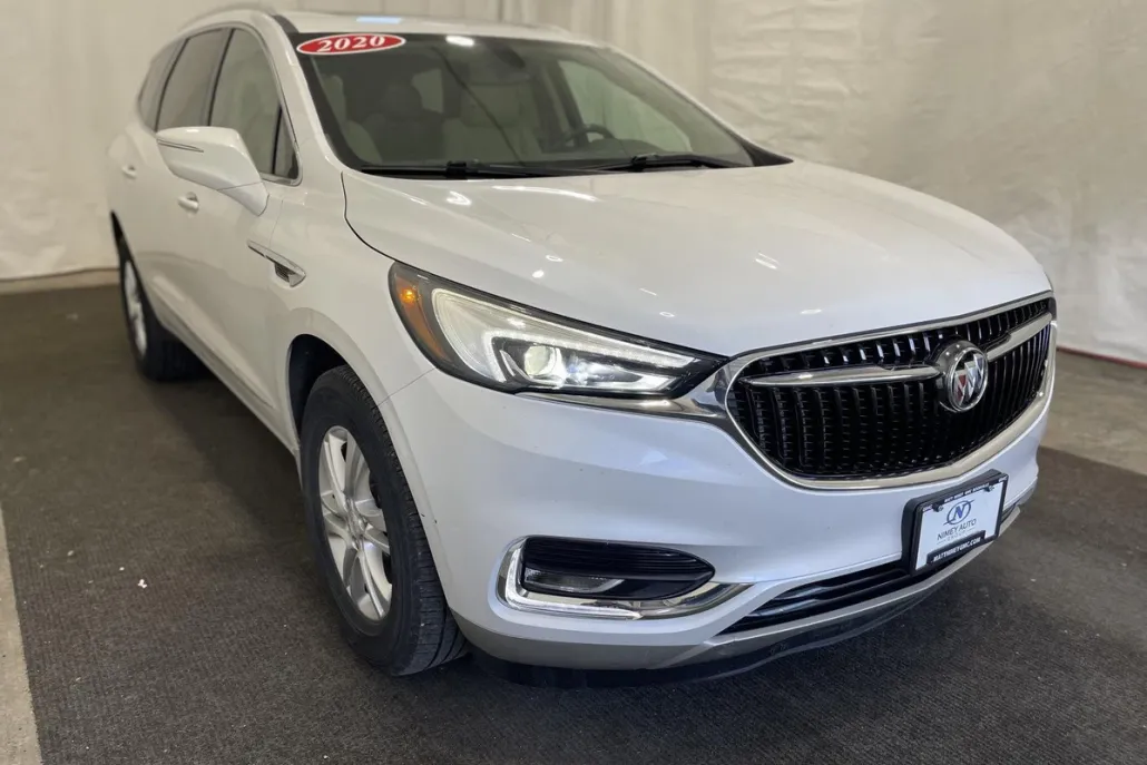 2020 Buick Enclave Essence photo 1