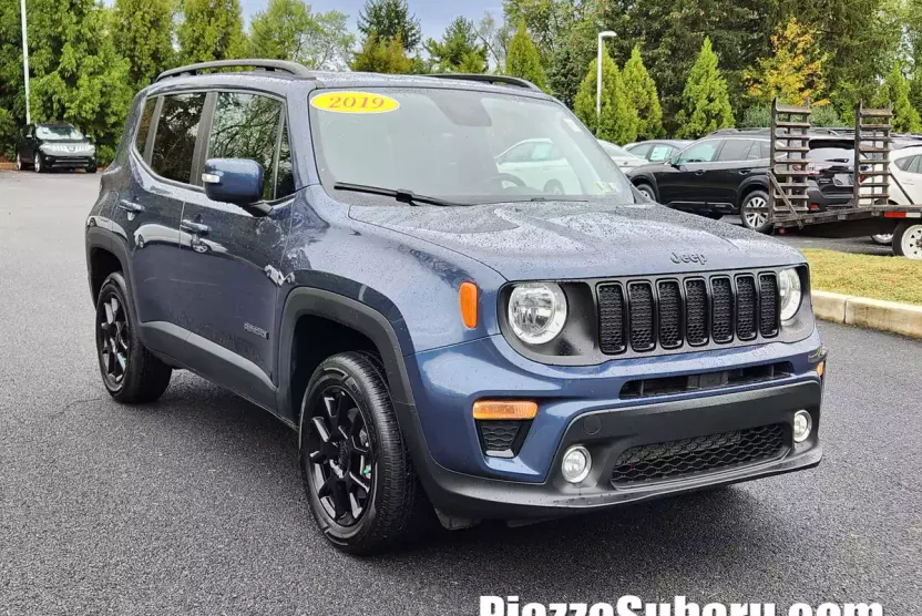 2019 Jeep Renegade Latitude photo 1