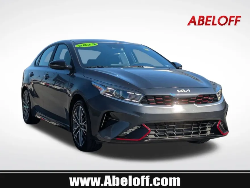 2023 Kia Forte GT-Line photo 1