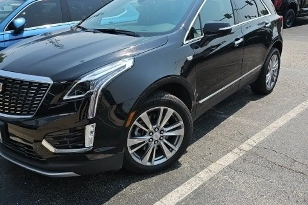 2024 Cadillac XT5 Premium Luxury photo 1