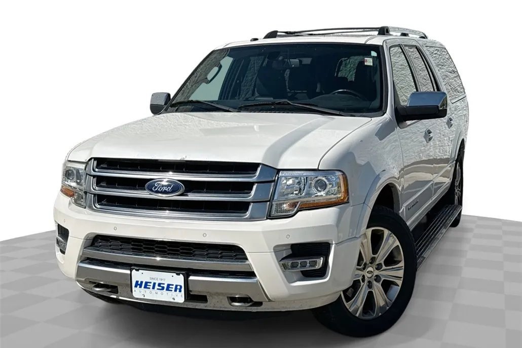 2016 Ford Expedition EL Platinum photo 1