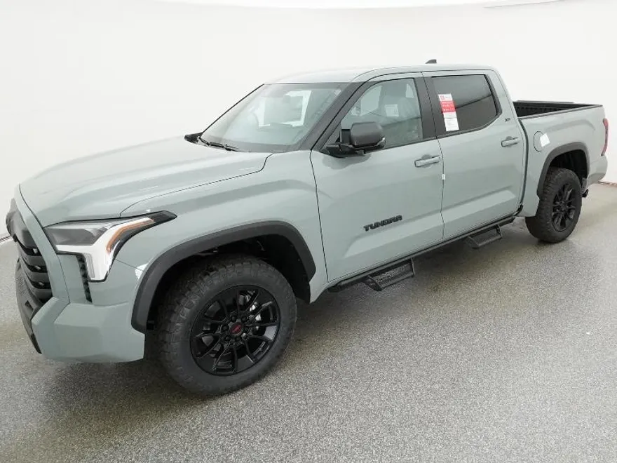 2026 Toyota Tundra SR5 CrewMax photo 1