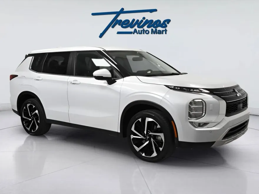 2024 Mitsubishi Outlander SE photo 1