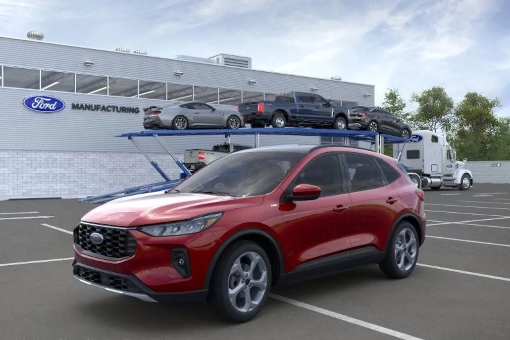 2025 Ford Escape Hybrid ST-Line Select photo 1