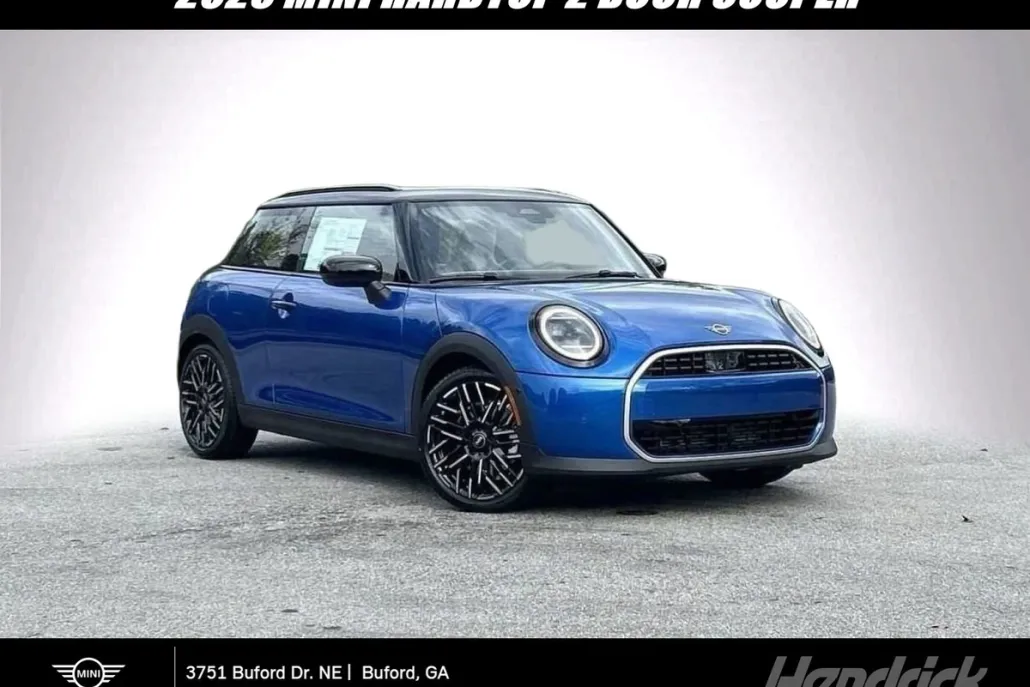 2025 Mini Cooper 2 Door Hardtop Signature photo 1