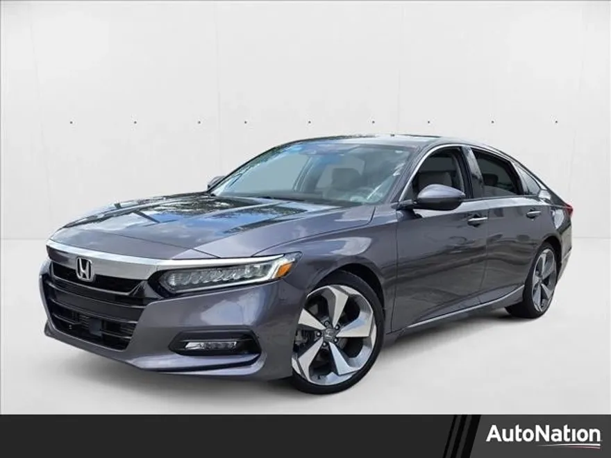 2020 Honda Accord Touring 2.0T photo 1