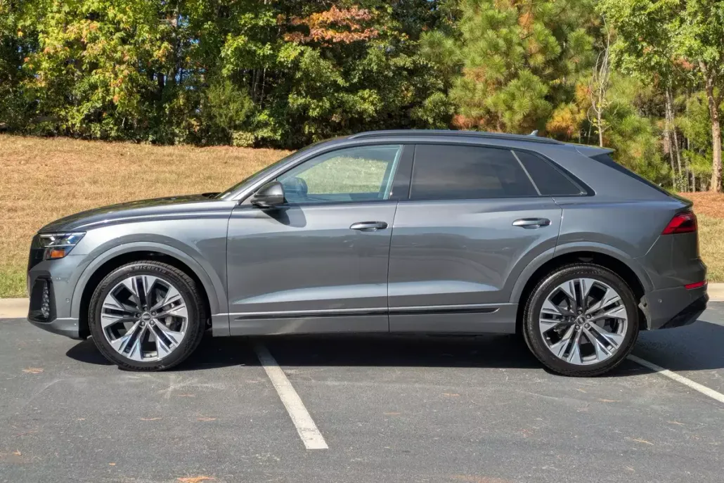 2025 Audi Q8 line Prestige photo 1