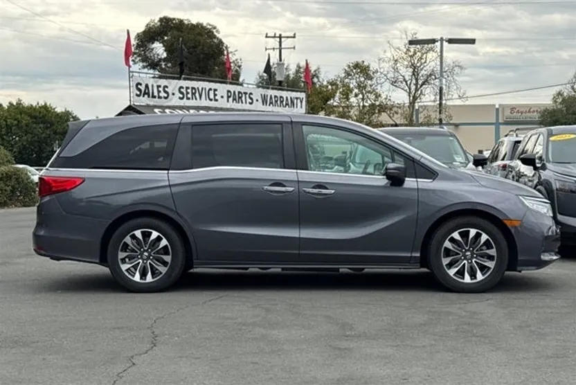 2023 Honda Odyssey EX-L photo 1