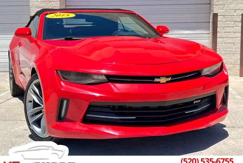 2018 Chevrolet Camaro 1LT RS photo 1
