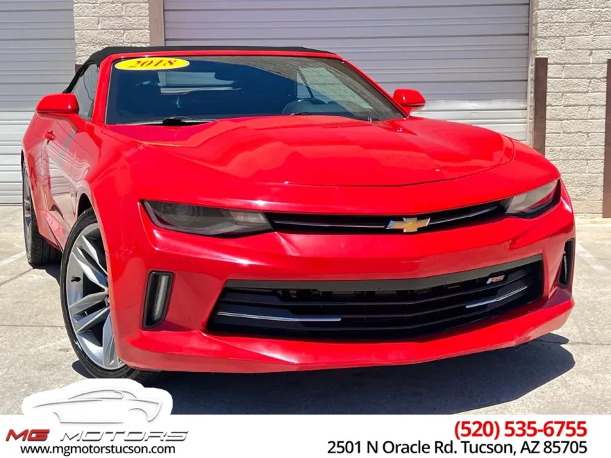 2018 Chevrolet Camaro 1LT RS photo 1