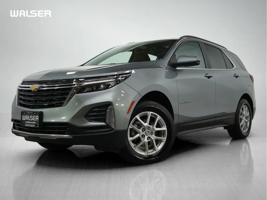 2024 Chevrolet Equinox LT photo 1