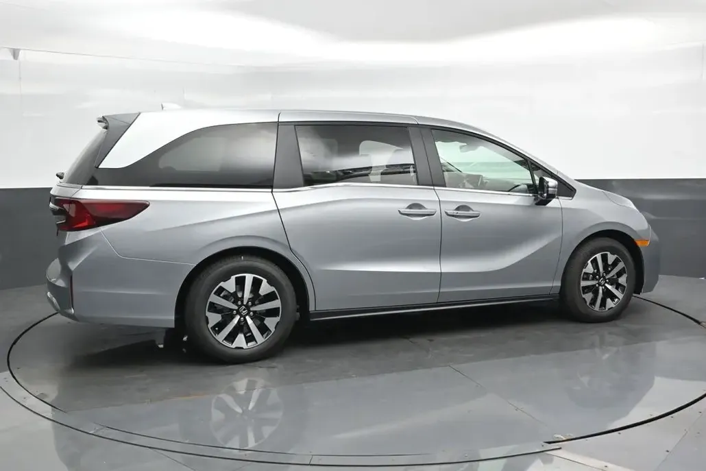 2026 Honda Odyssey EX-L photo 1