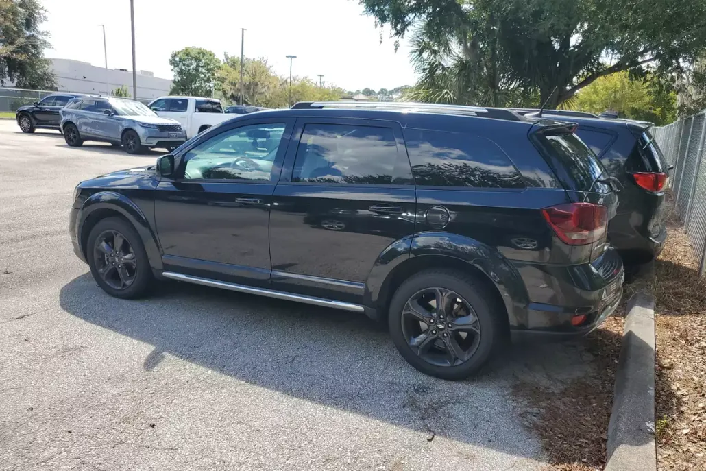 2019 Dodge Journey Crossroad photo 1