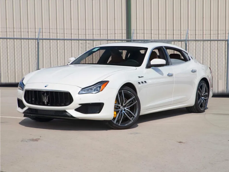 2022 Maserati Quattroporte Modena Q4 photo 1