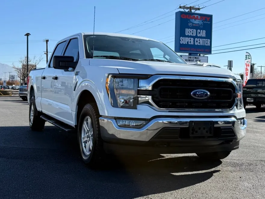2023 Ford F-150 XLT photo 1
