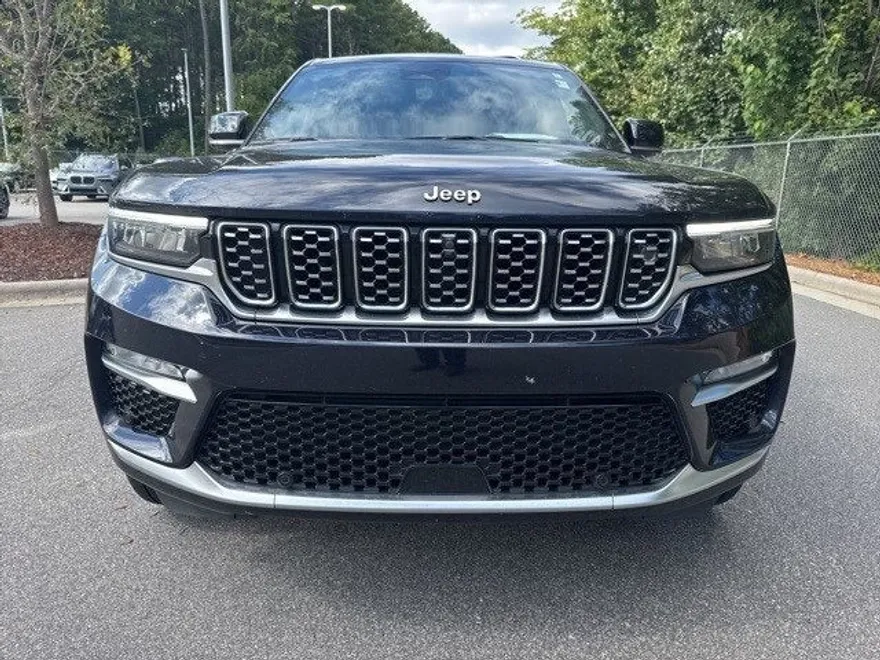 2023 Jeep Grand Cherokee Summit photo 1