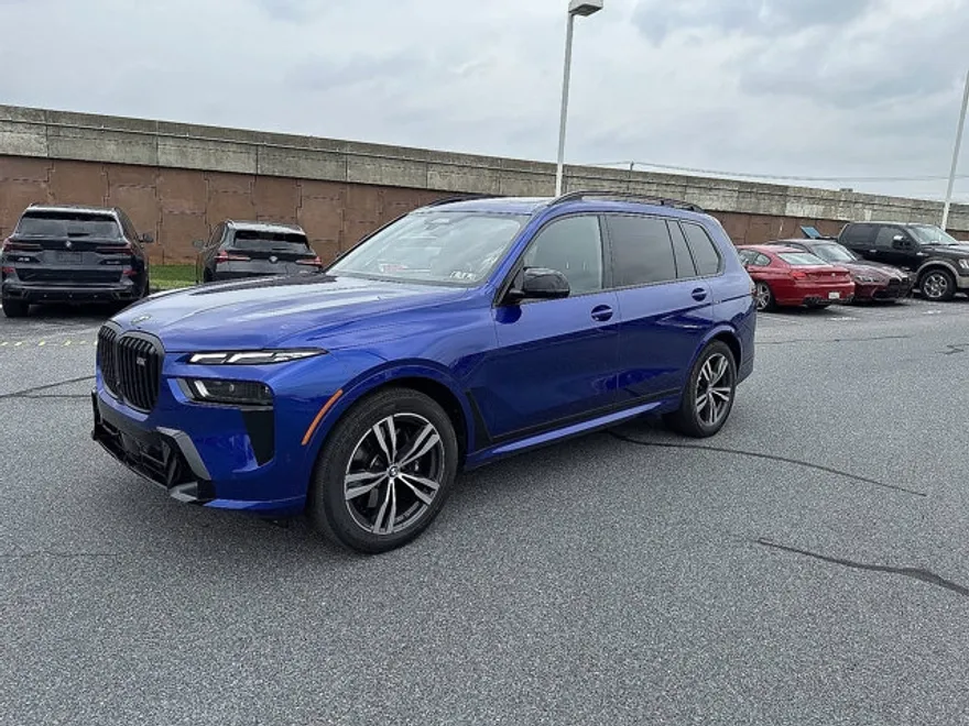 2025 Bmw X7 M60i photo 1