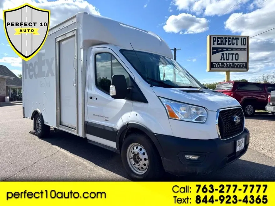 2020 Ford Transit Cutaway photo 1