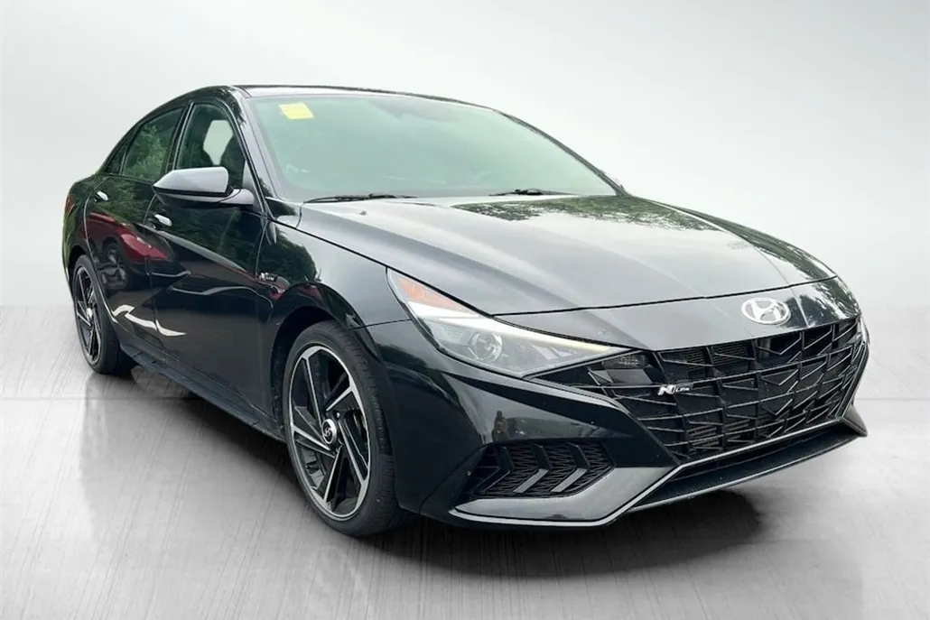 2023 Hyundai Elantra N Line photo 1
