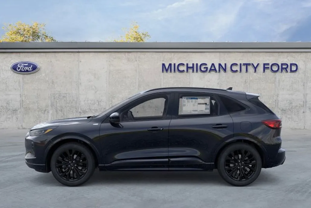 2025 Ford Escape ST-Line Elite photo 1