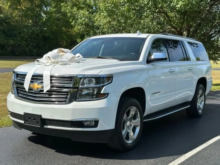 2018 Chevrolet Suburban Premier photo 1