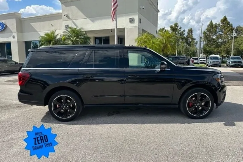 2022 Ford Expedition MAX Limited photo 1