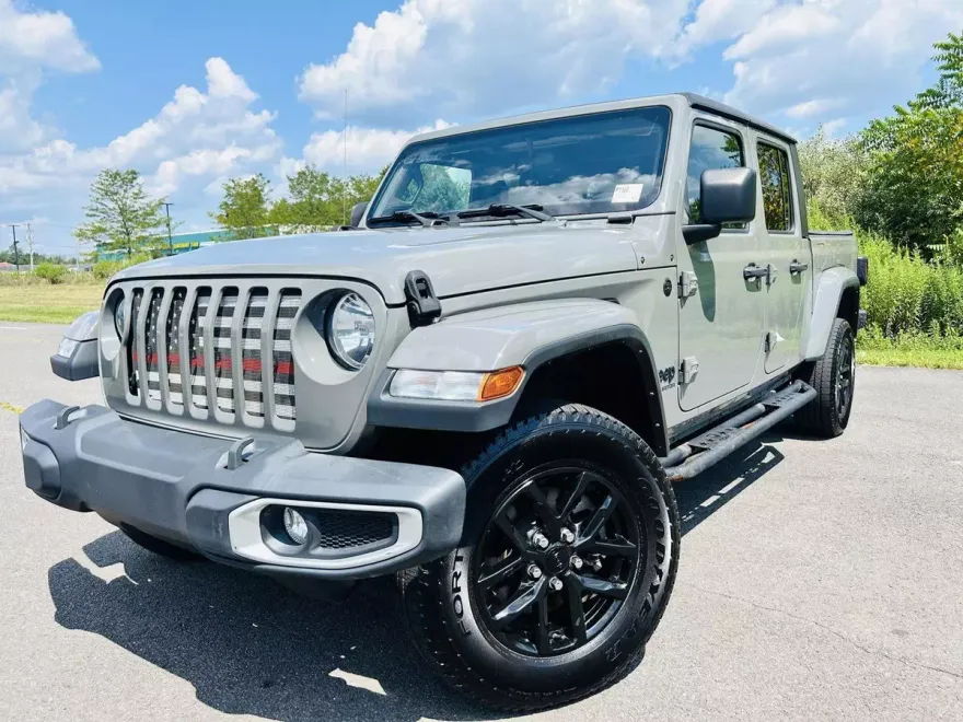 2021 Jeep Gladiator Sport S photo 1