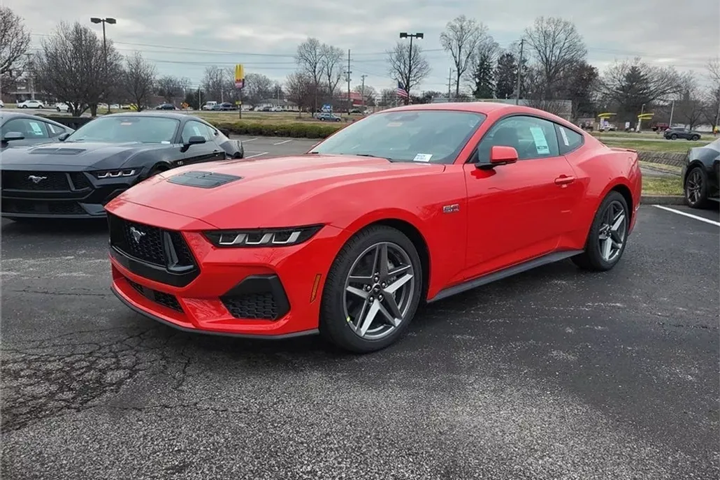 2024 Ford Mustang GT Premium photo 1