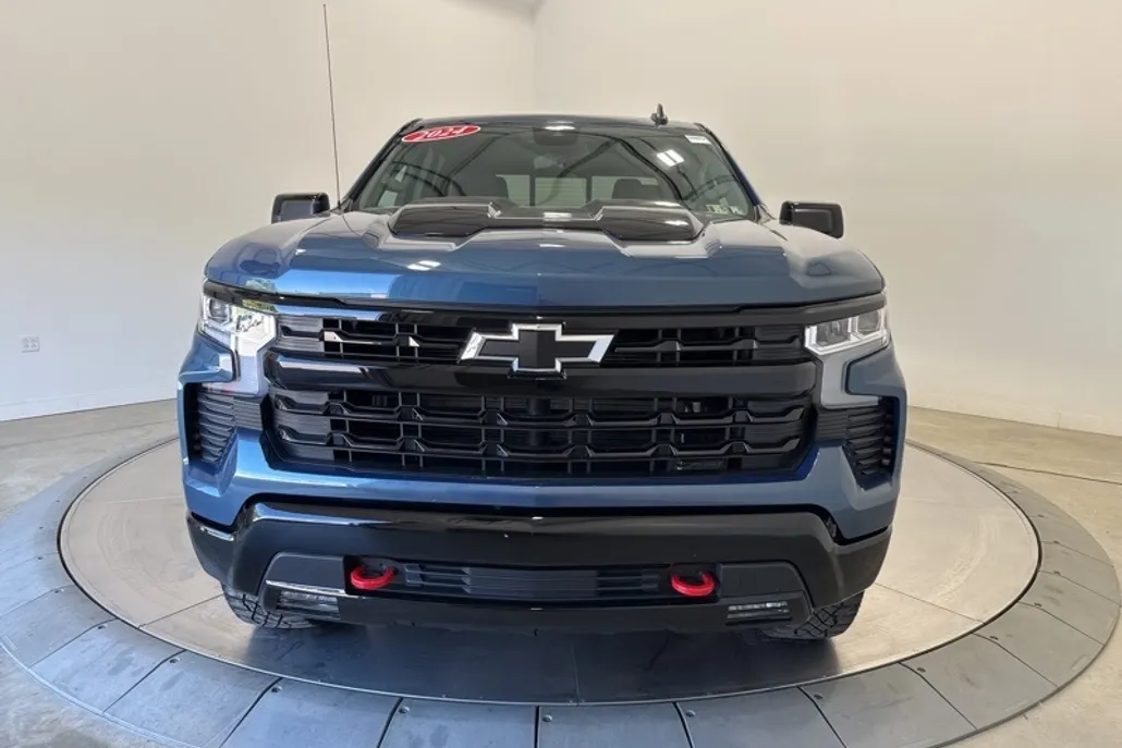 2024 Chevrolet Silverado 1500 LT Trail Boss photo 1