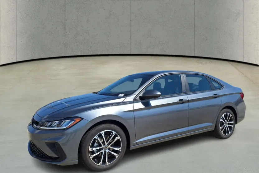 2026 Volkswagen Jetta Sport photo 1
