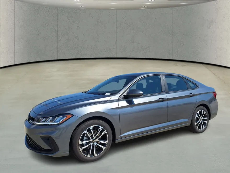 2026 Volkswagen Jetta Sport photo 1