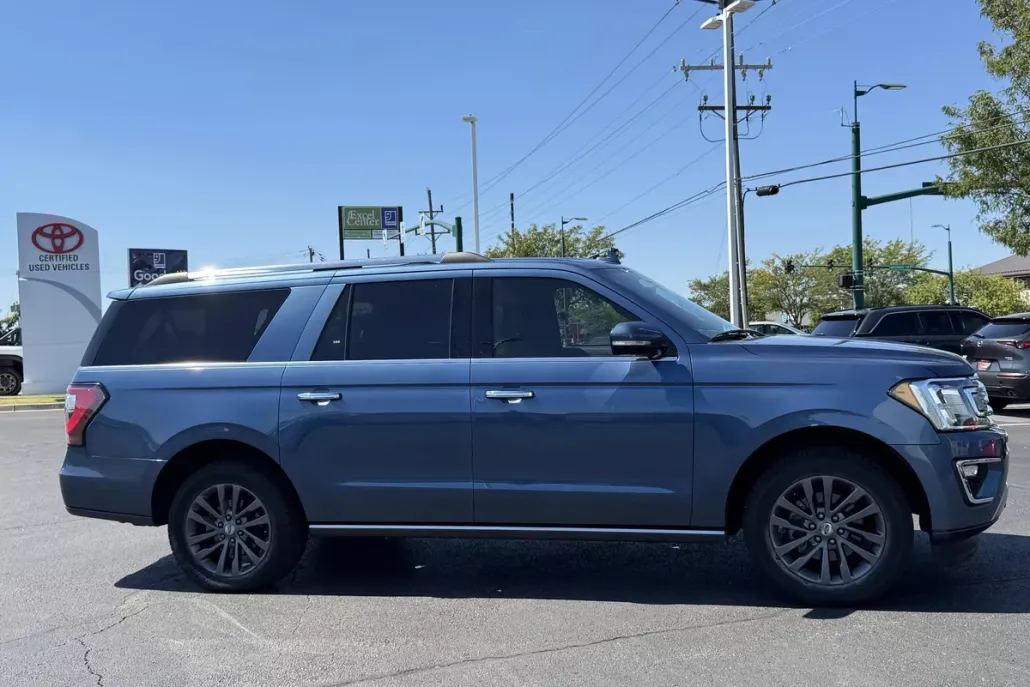 2019 Ford Expedition MAX Limited photo 1